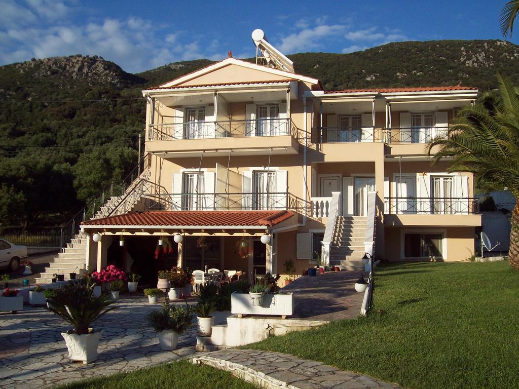 Leonidas Studios Sami  Exterior foto
