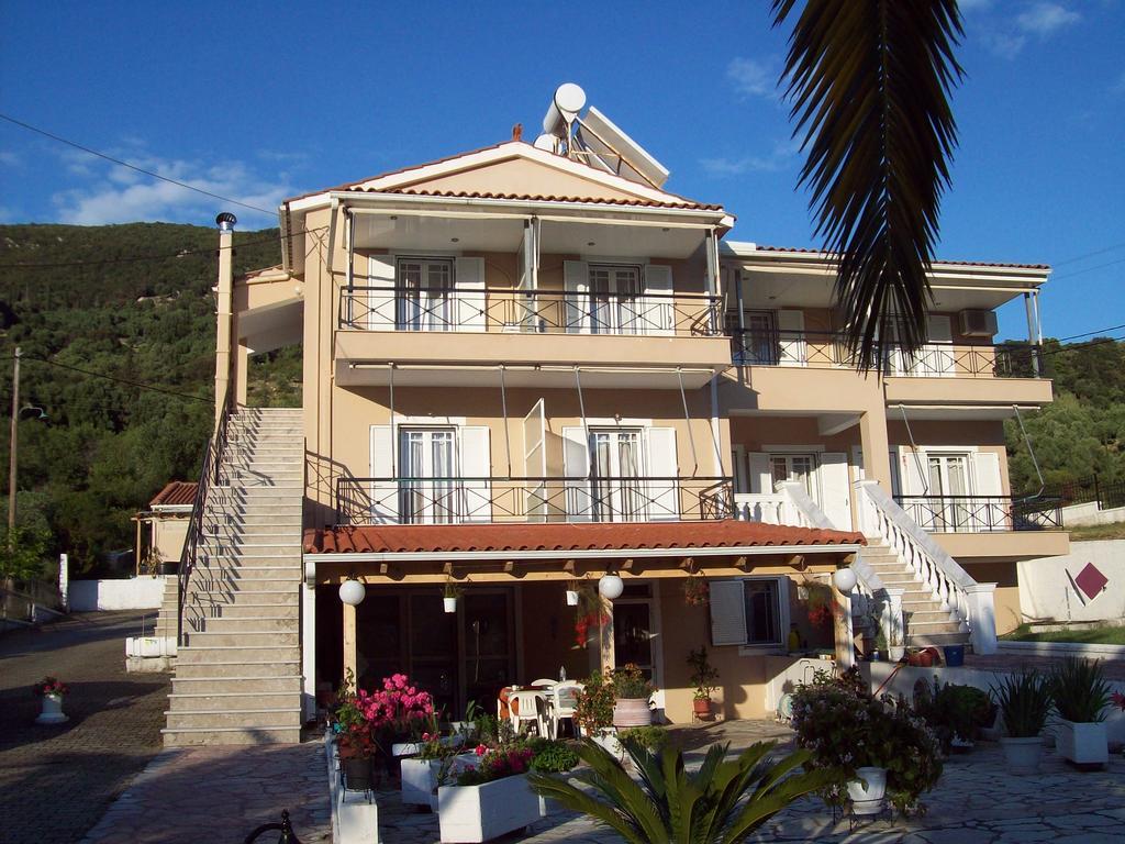 Leonidas Studios Sami  Exterior foto